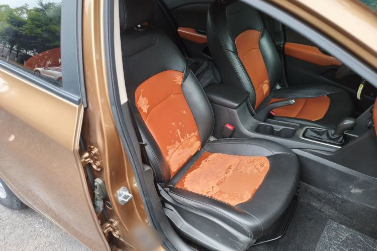 Used Chevrolet Cavalier 2018 320 Automatic Xinyue Edition Right Front Seat