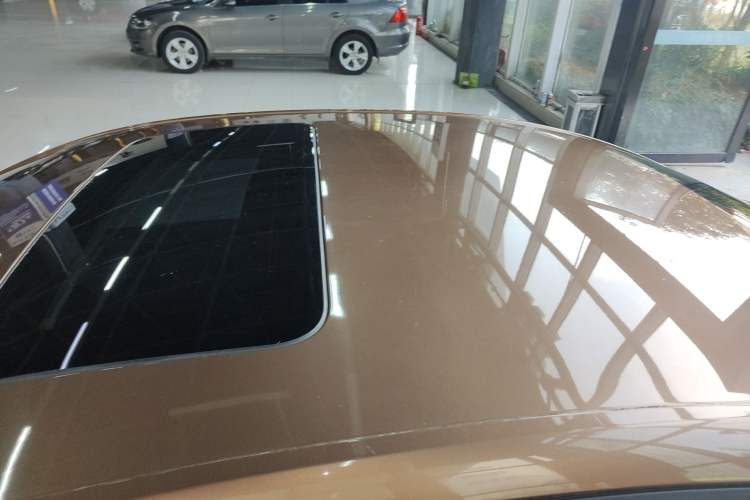 Used Chevrolet Cavalier 2018 320 Automatic Xinyue Edition Roof