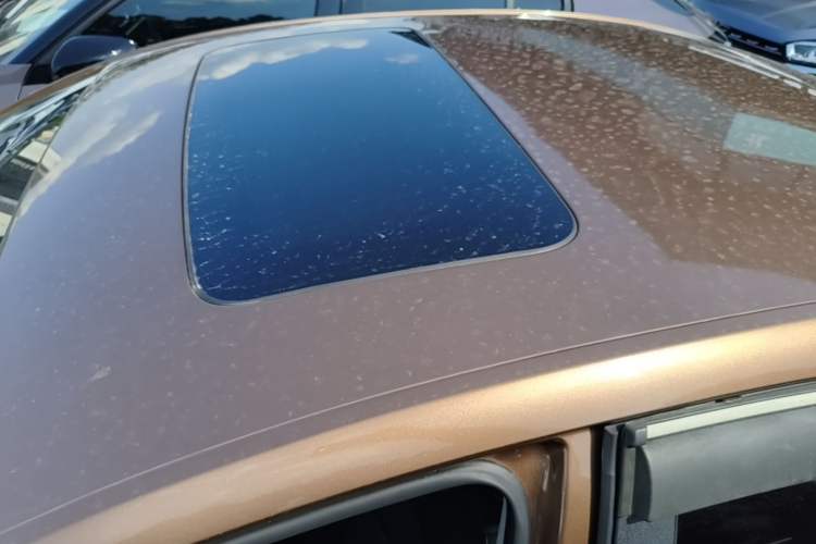 Used Chevrolet Cavalier 2018 320 Manual Xinyue Edition Roof