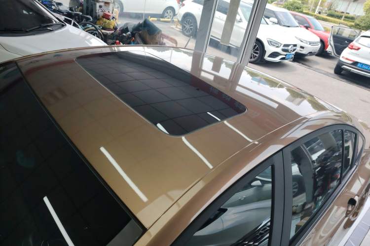 Used Chevrolet Cavalier 2018 320 Automatic Enjoyment Sunroof Edition Roof