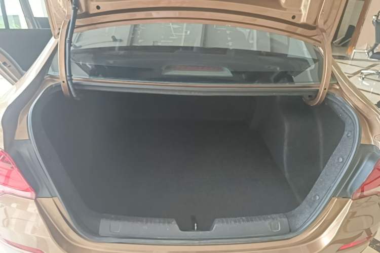 Used Chevrolet Cavalier 2018 320 Automatic Enjoyment Sunroof Edition Trunk