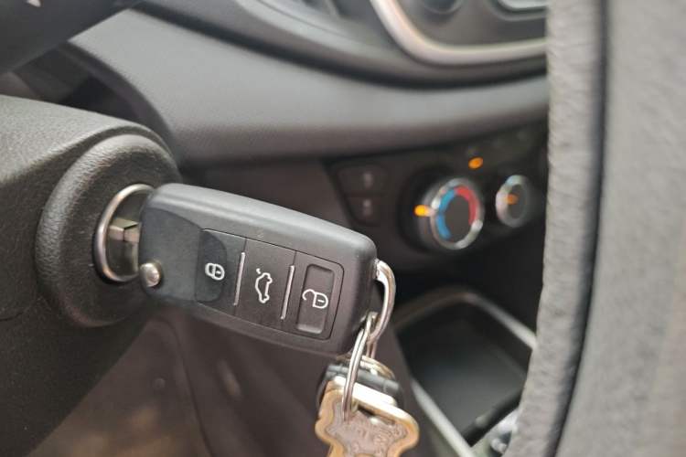 Used Chevrolet Cavalier 2018 320 Automatic Xinyue Edition Vehicle Key