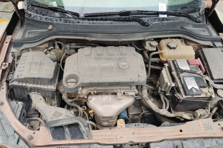 Used Chevrolet Cavalier 2018 320 Automatic Xinyue Edition Engine Bay