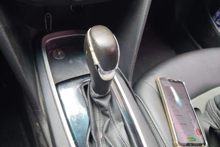Used Chevrolet Cavalier 2018 320 Automatic Xinyue Edition Gear Lever