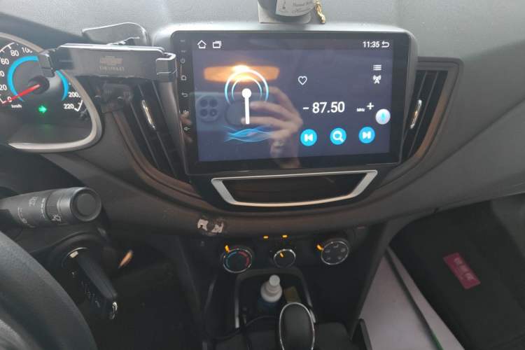 Used Chevrolet Cavalier 2018 320 Automatic Enjoyment Sunroof Edition Audio And AC Panel