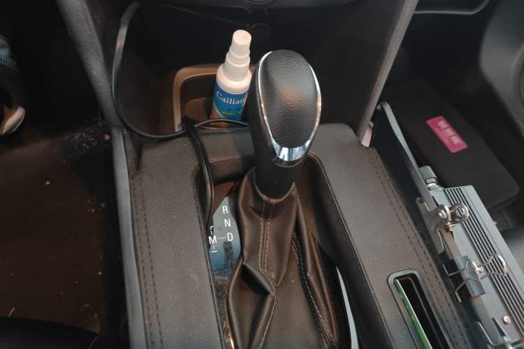 Used Chevrolet Cavalier 2018 320 Automatic Enjoyment Sunroof Edition Gear Lever
