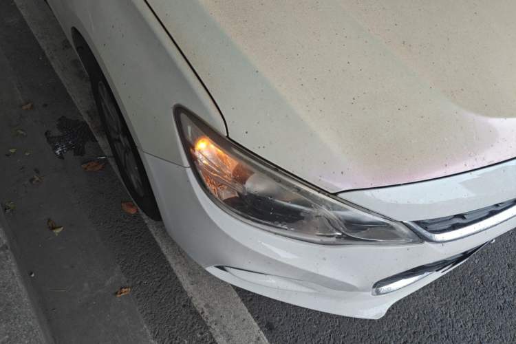 Used Chevrolet Cavalier 2018 320 Automatic Enjoyment Sunroof Edition Right Front Headlight