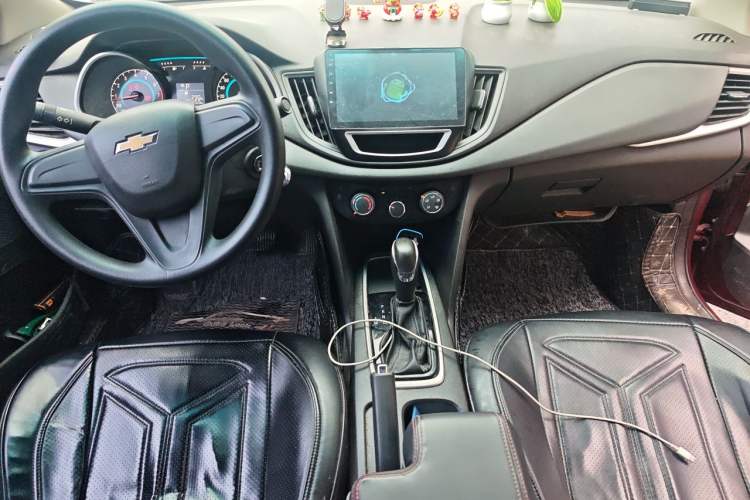 Used Chevrolet Cavalier 2018 320 Automatic Enjoyment Sunroof Edition Center Console