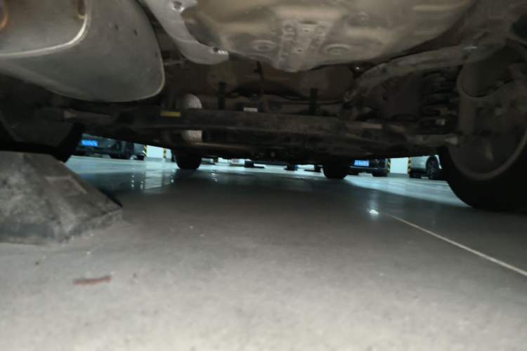 Used Chevrolet Cavalier 2018 320 Manual Xinyue Edition Chassis Rear