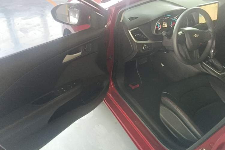 Used Chevrolet Cavalier 2018 320 Automatic Enjoyment Sunroof Edition Driver Seat