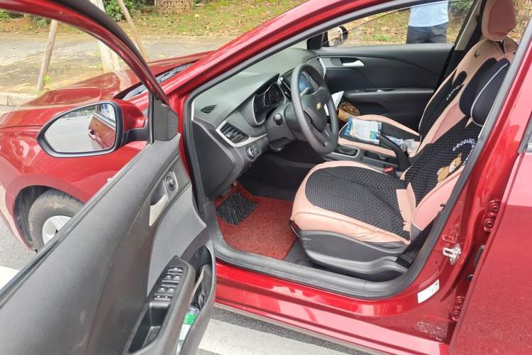 Used Chevrolet Cavalier 2018 320 Automatic Enjoyment Sunroof Edition Driver Seat