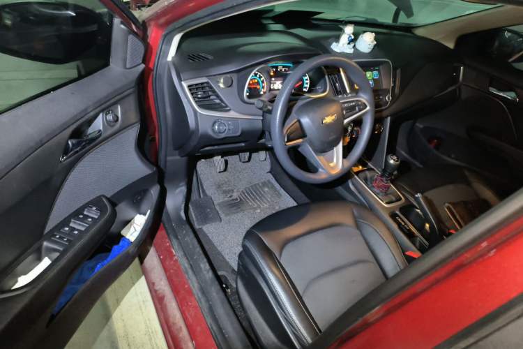 Used Chevrolet Cavalier 2018 320 Manual Xinyue Edition Driver Seat