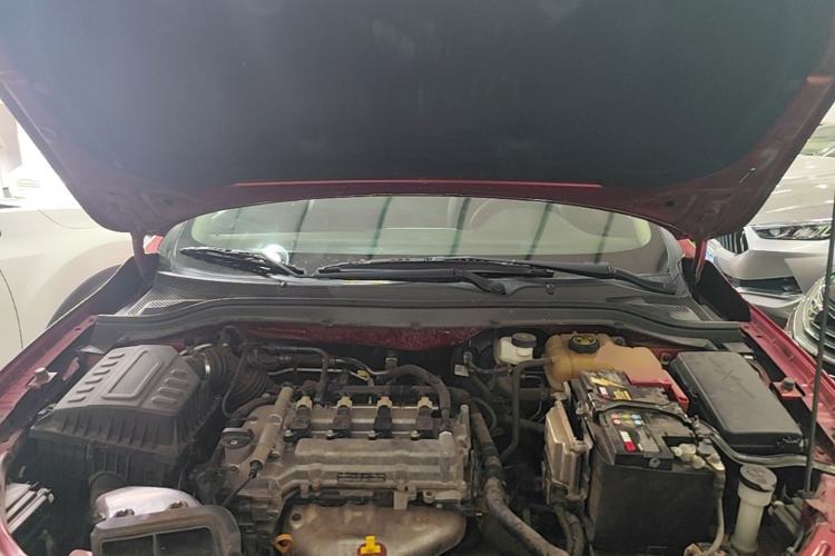 Used Chevrolet Cavalier 2018 320 Automatic Xinyue Edition Engine Bay