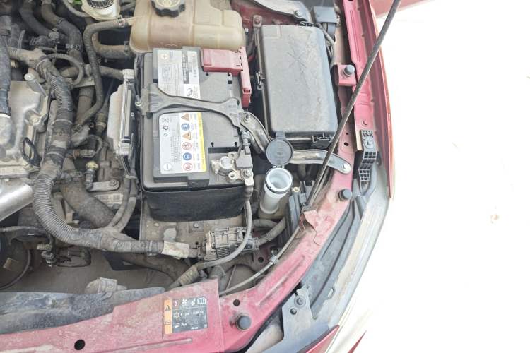 Used Chevrolet Cavalier 2018 320 Automatic Xinyue Edition Engine Bay Left