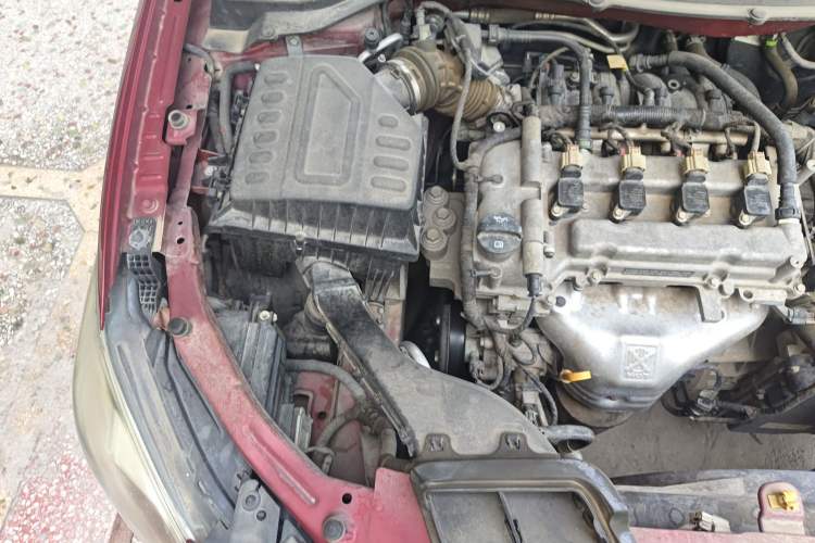 Used Chevrolet Cavalier 2018 320 Automatic Xinyue Edition Engine Bay Right