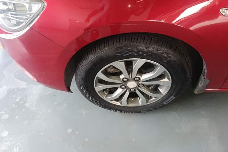 Used Chevrolet Cavalier 2018 320 Automatic Enjoyment Sunroof Edition Left Front Wheel Hub