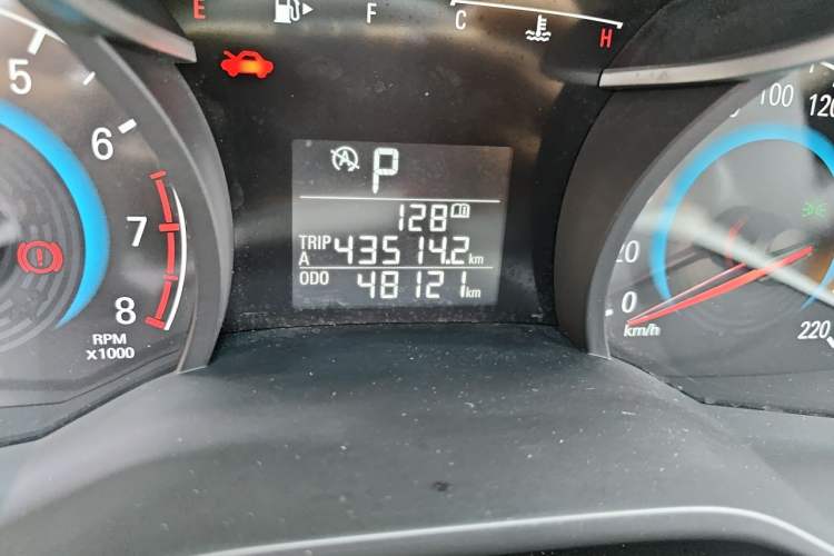 Used Chevrolet Cavalier 2018 320 Automatic Enjoyment Sunroof Edition Odometer Close Up