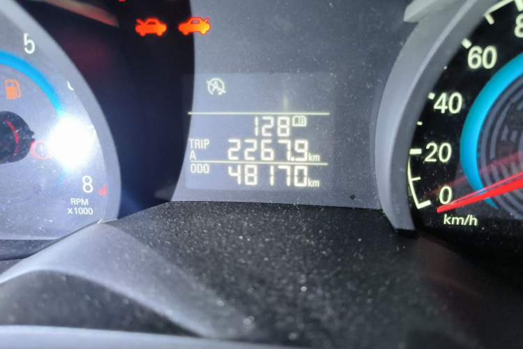 Used Chevrolet Cavalier 2018 320 Manual Xinyue Edition Odometer Close Up