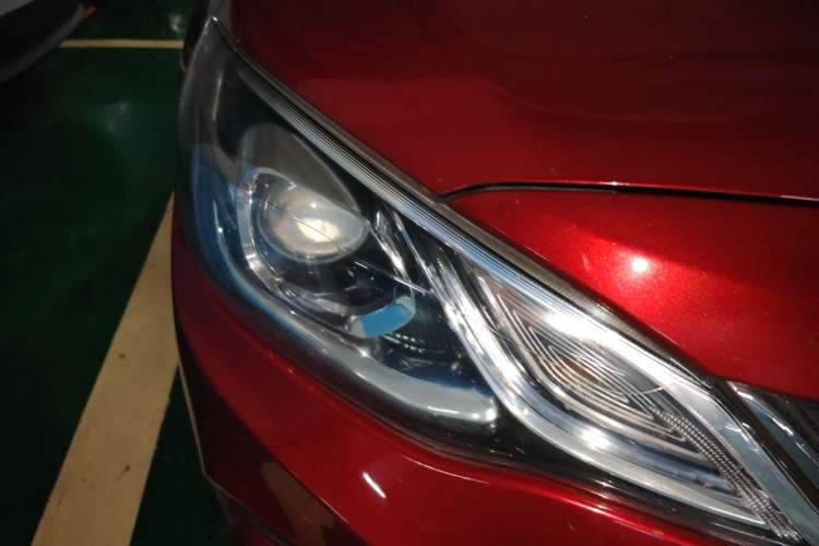 Used Chevrolet Cavalier 2018 320 Automatic Xinyue Edition Right Front Headlight