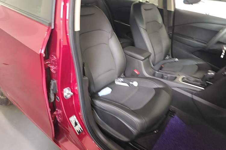 Used Chevrolet Cavalier 2018 320 Automatic Xinyue Edition Right Front Seat
