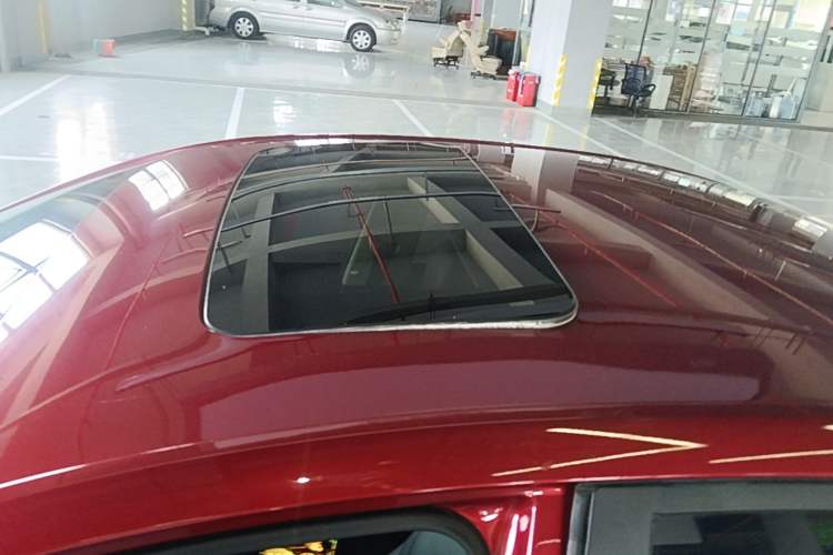 Used Chevrolet Cavalier 2018 320 Automatic Enjoyment Sunroof Edition Roof