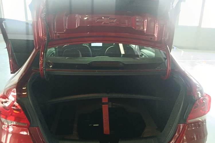 Used Chevrolet Cavalier 2018 320 Automatic Enjoyment Sunroof Edition Trunk