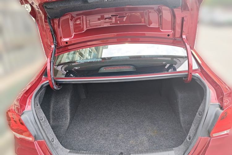 Used Chevrolet Cavalier 2018 320 Automatic Enjoyment Sunroof Edition Trunk
