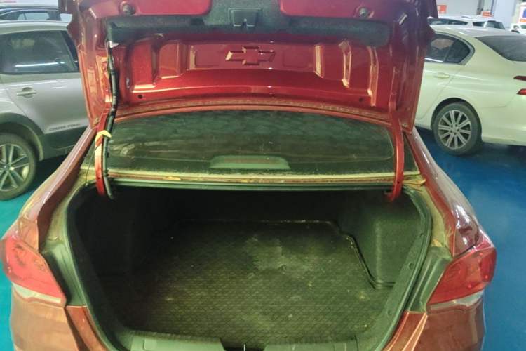 Used Chevrolet Cavalier 2018 320 Automatic Xinyue Edition Trunk