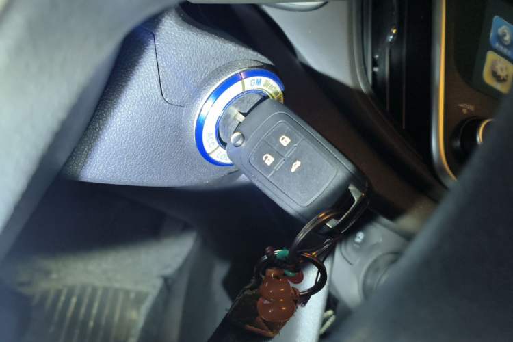 Used Chevrolet Cavalier 2018 320 Manual Xinyue Edition Vehicle Key