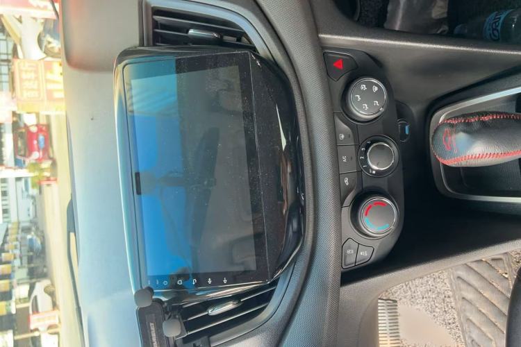 Used Chevrolet Cavalier 2018 320 Automatic Enjoyment Sunroof Edition Audio And AC Panel