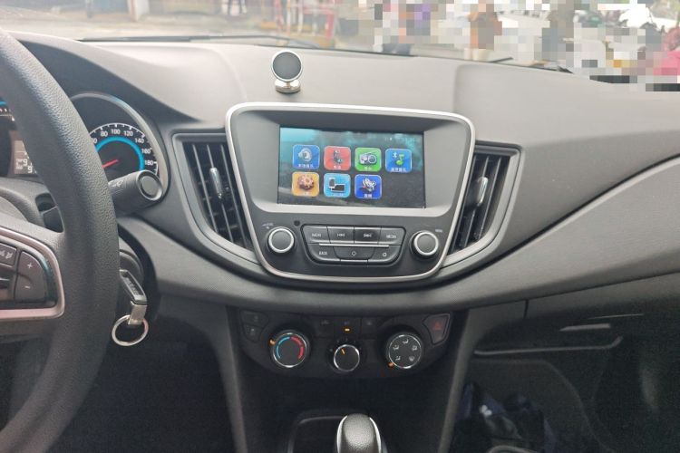 Used Chevrolet Cavalier 2018 320 Automatic Xinyue Edition Audio And AC Panel