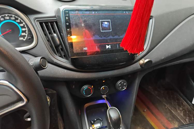 Used Chevrolet Cavalier 2018 320 Automatic Enjoyment Sunroof Edition Audio And AC Panel