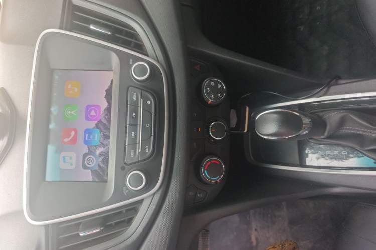 Used Chevrolet Cavalier 2018 320 Automatic Enjoyment Sunroof Edition Audio And AC Panel