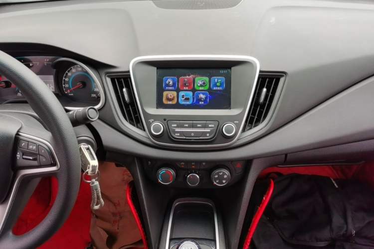 Used Chevrolet Cavalier 2018 320 Manual Xinyue Edition Audio And AC Panel