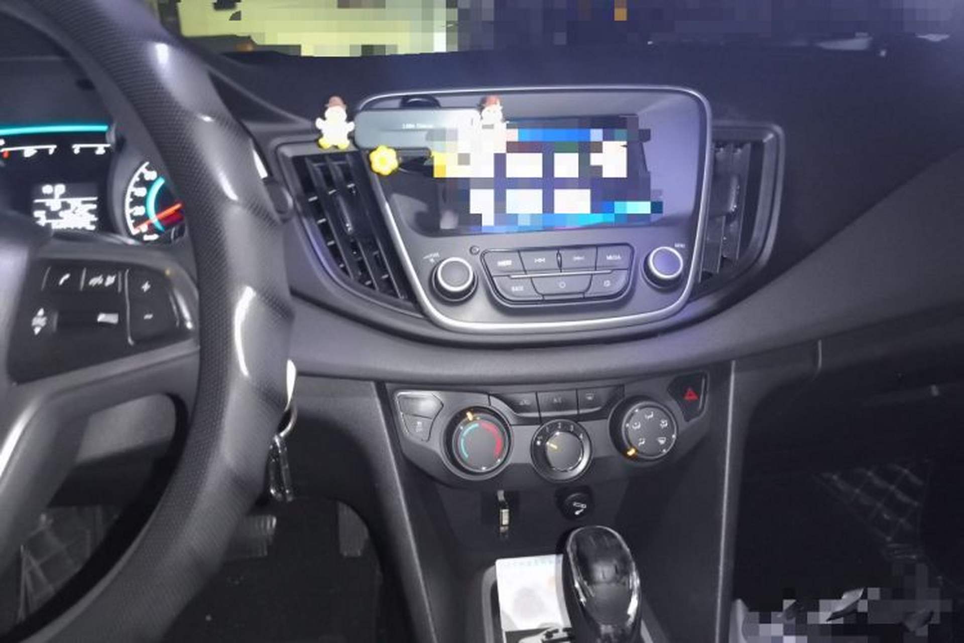 Used Chevrolet Cavalier 2018 320 Automatic Xinyue Edition Audio And AC Panel
