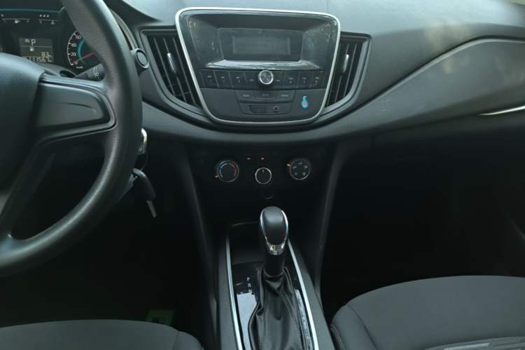 Used Chevrolet Cavalier 2018 320 Automatic Enjoyment Sunroof Edition Audio And AC Panel