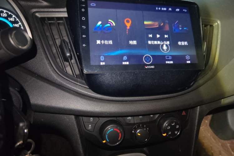 Used Chevrolet Cavalier 2018 320 Automatic Enjoyment Sunroof Edition Audio And AC Panel