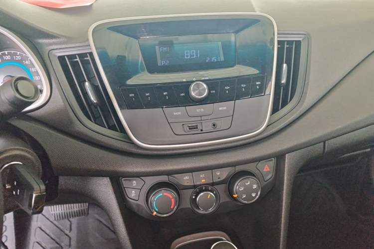 Used Chevrolet Cavalier 2018 320 Automatic Enjoyment Sunroof Edition Audio And AC Panel