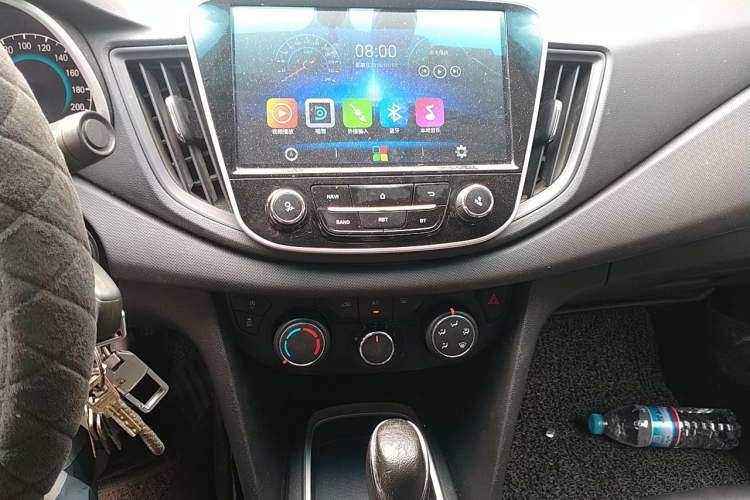 Used Chevrolet Cavalier 2018 320 Automatic Xinyue Edition Audio And AC Panel
