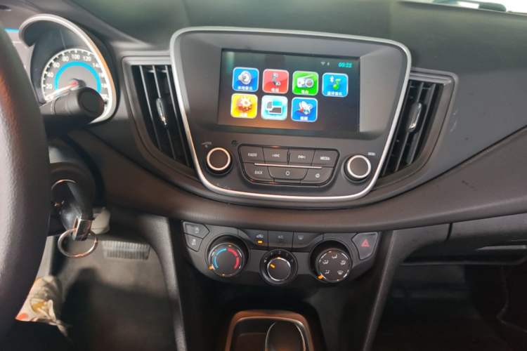 Used Chevrolet Cavalier 2018 320 Automatic Xinyue Edition Audio And AC Panel