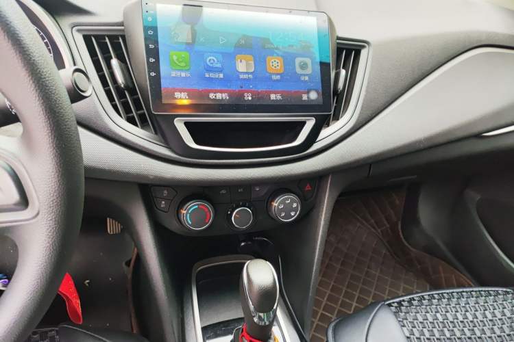 Used Chevrolet Cavalier 2018 320 Automatic Enjoyment Sunroof Edition Audio And AC Panel
