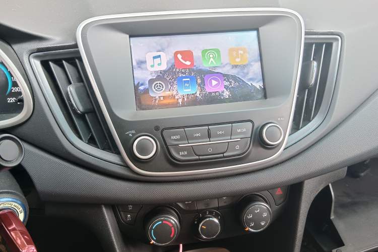 Used Chevrolet Cavalier 2018 320 Automatic Xinyue Edition Audio And AC Panel