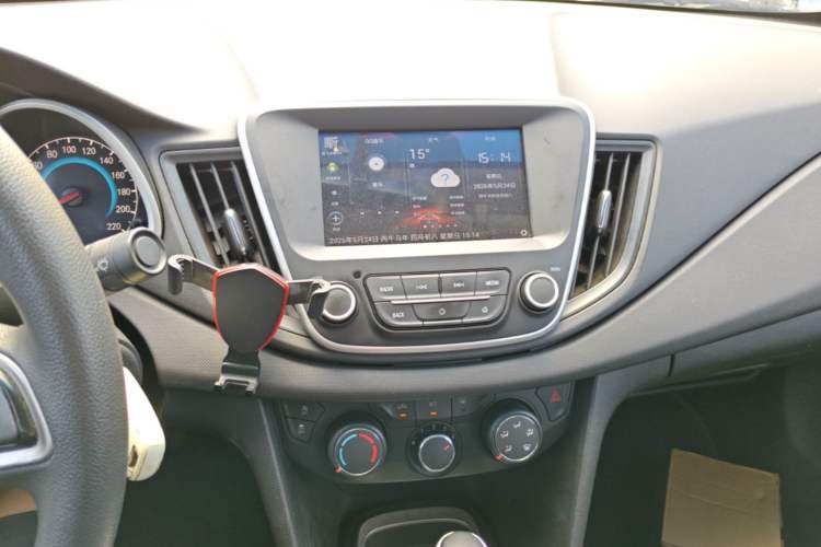 Used Chevrolet Cavalier 2018 320 Automatic Xinyue Edition Audio And AC Panel