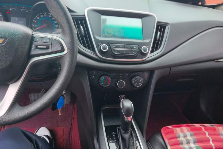 Used Chevrolet Cavalier 2018 320 Automatic Xinyue Edition Audio And AC Panel