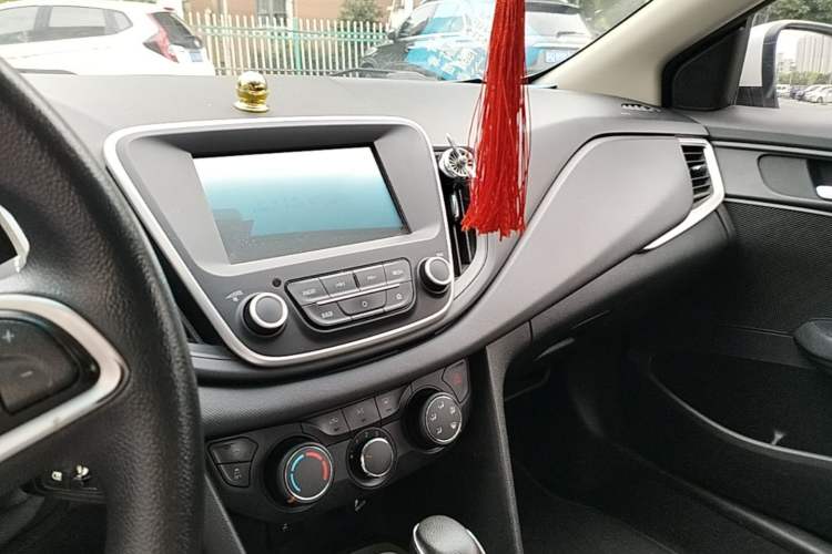 Used Chevrolet Cavalier 2018 320 Automatic Xinyue Edition Audio And AC Panel