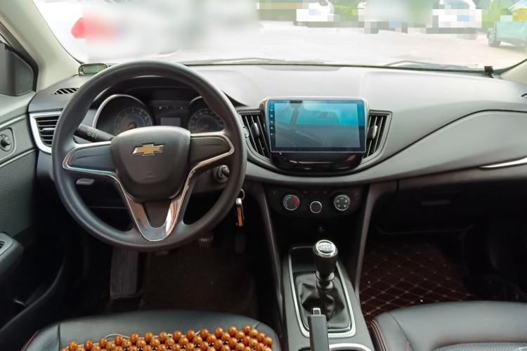 Used Chevrolet Cavalier 2018 320 Manual Enjoyment Edition Center Console