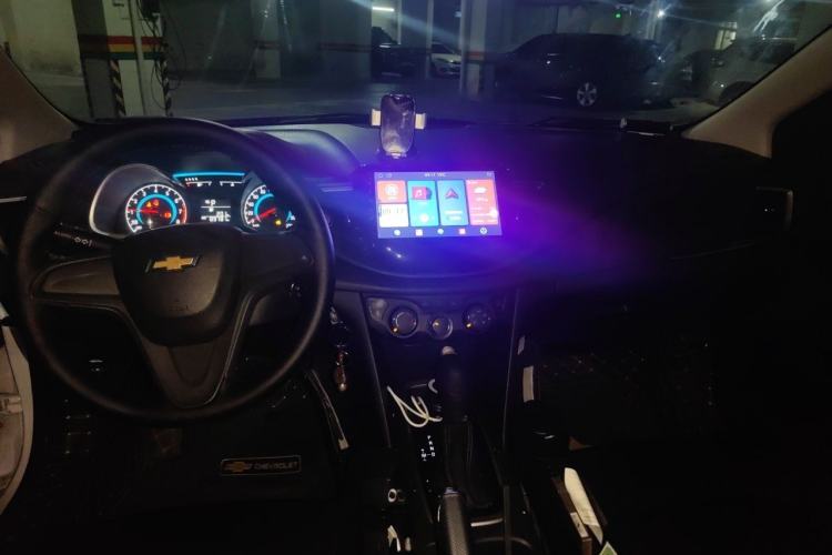 Used Chevrolet Cavalier 2018 320 Automatic Enjoyment Edition Center Console