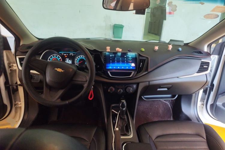 Used Chevrolet Cavalier 2018 320 Automatic Enjoyment Sunroof Edition Center Console