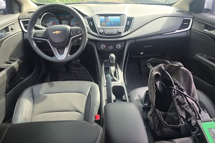 Used Chevrolet Cavalier 2018 320 Automatic Xinyue Edition Center Console