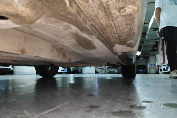 Used Chevrolet Cavalier 2018 320 Automatic Xinyue Edition Chassis Front Left